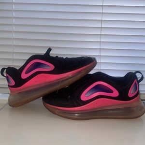 Nike Air Max 720 Pink and Black